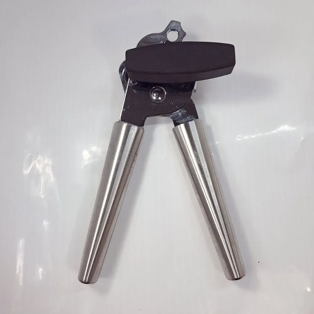 Oneida manual can opener stainless steel silver black plastic crank handle